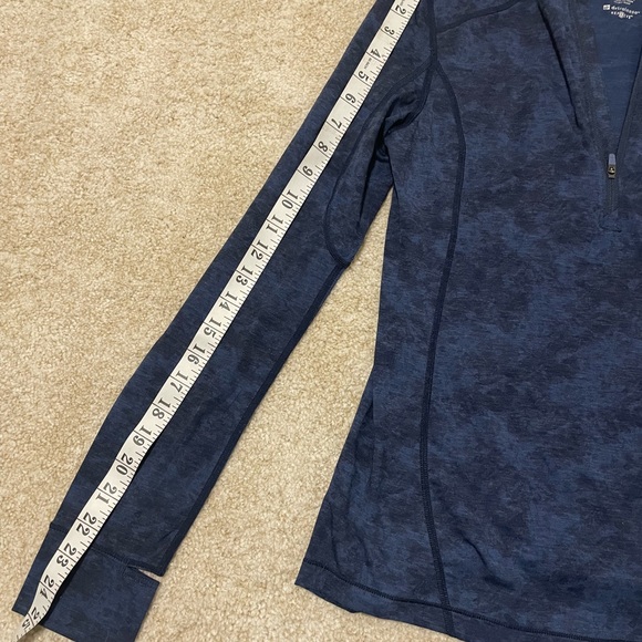 Paradox Sweaters - Picture 6 of 10